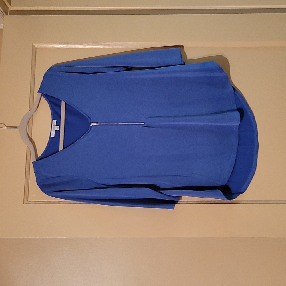 Green Envelope pullover 3/4 length sleeve 1/2 zip